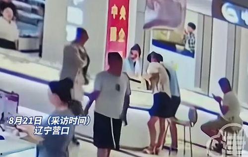 金店柜姐爆料事件真相视频,真相背后令人震惊 第1张 金店柜姐爆料事件真相视频,真相背后令人震惊 第1张